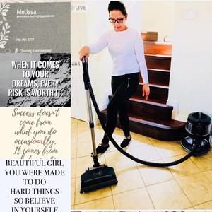 Meet your Posher, Melissa